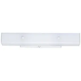 4-Light Wall Bracket With Ground Convenience Outlet