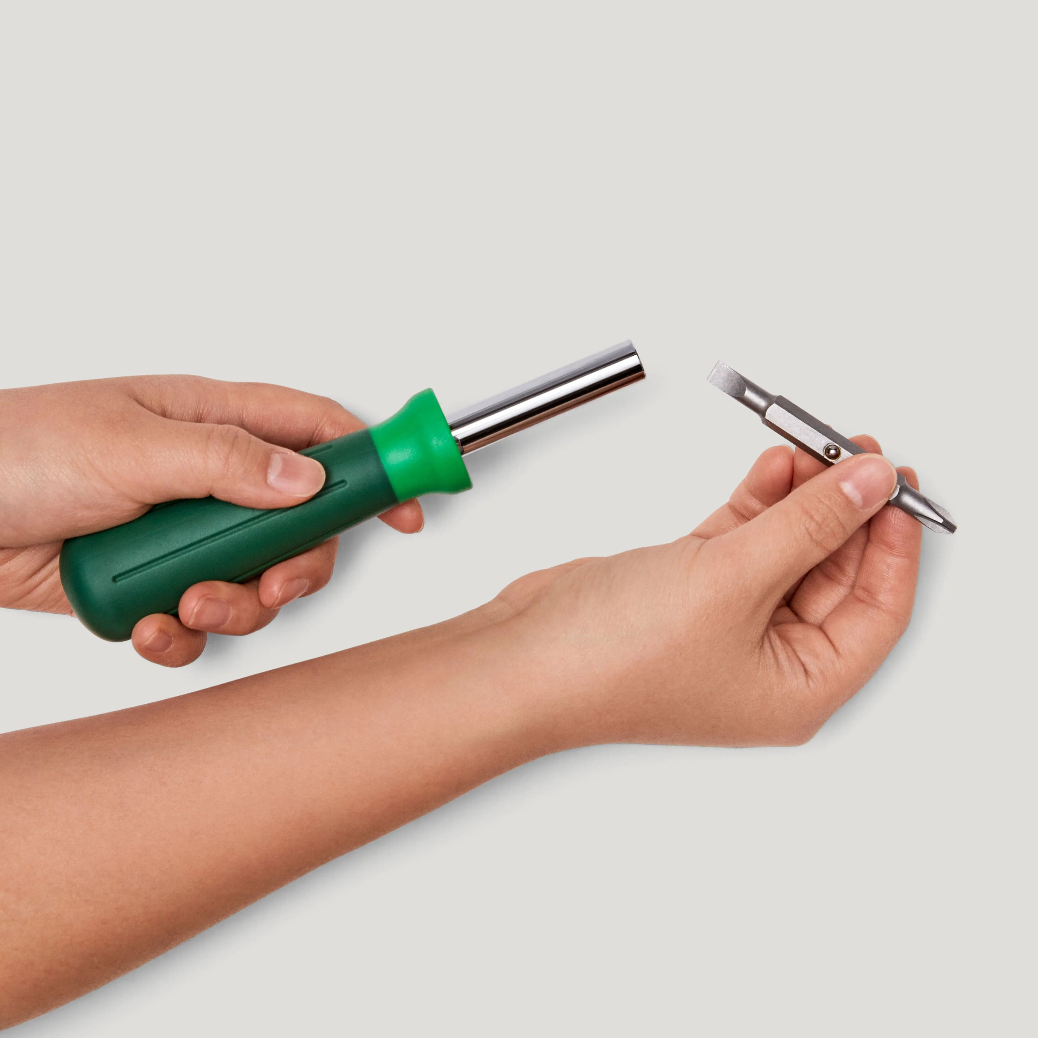 CHARACTER Screwdriver - Green