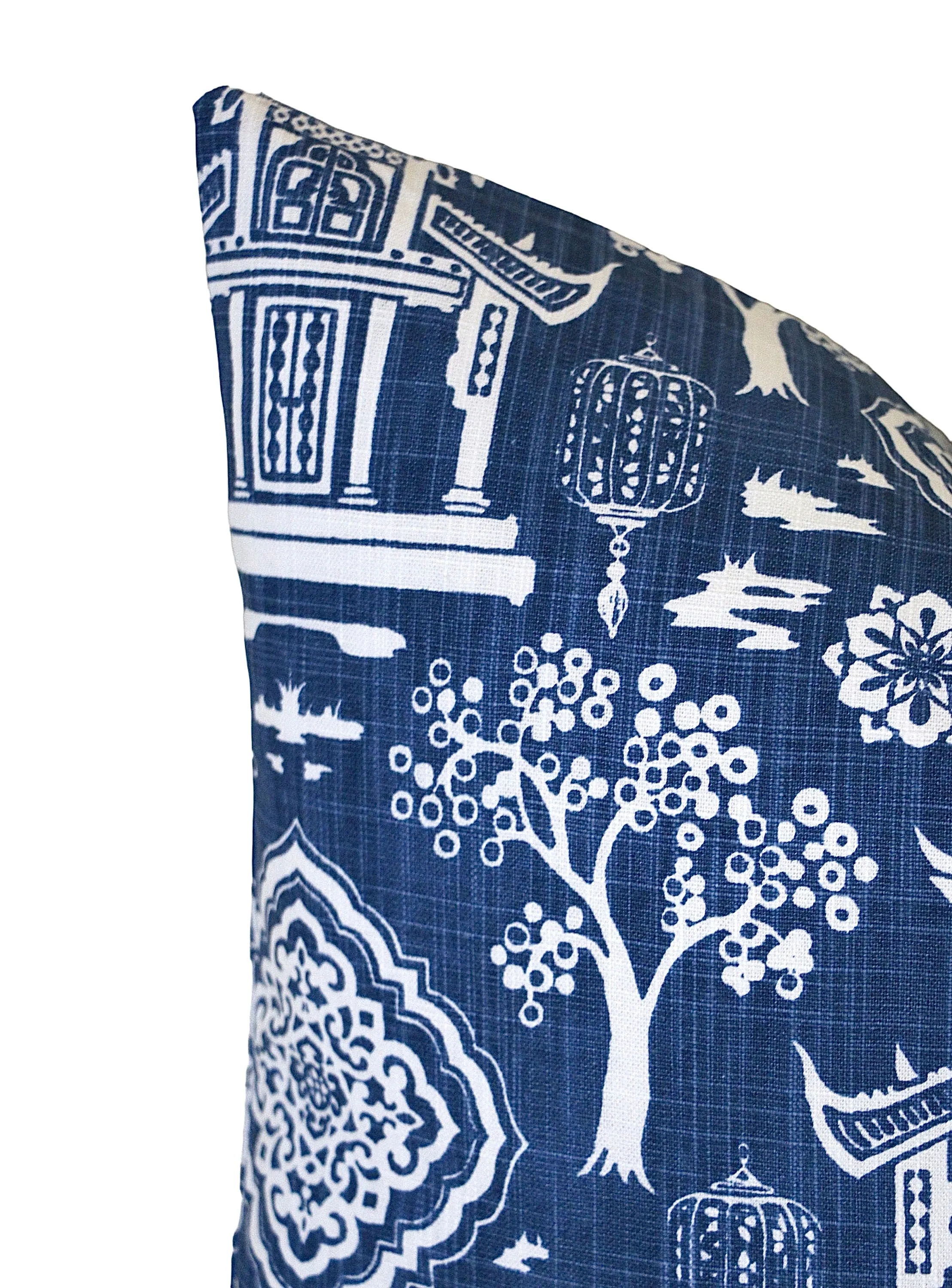 Chinese Temple Pillow / Blue and white pillow / Asian pillow / blue pillow / Chinoiserie pillow / Living room Pillow / Pagoda Pillow Case