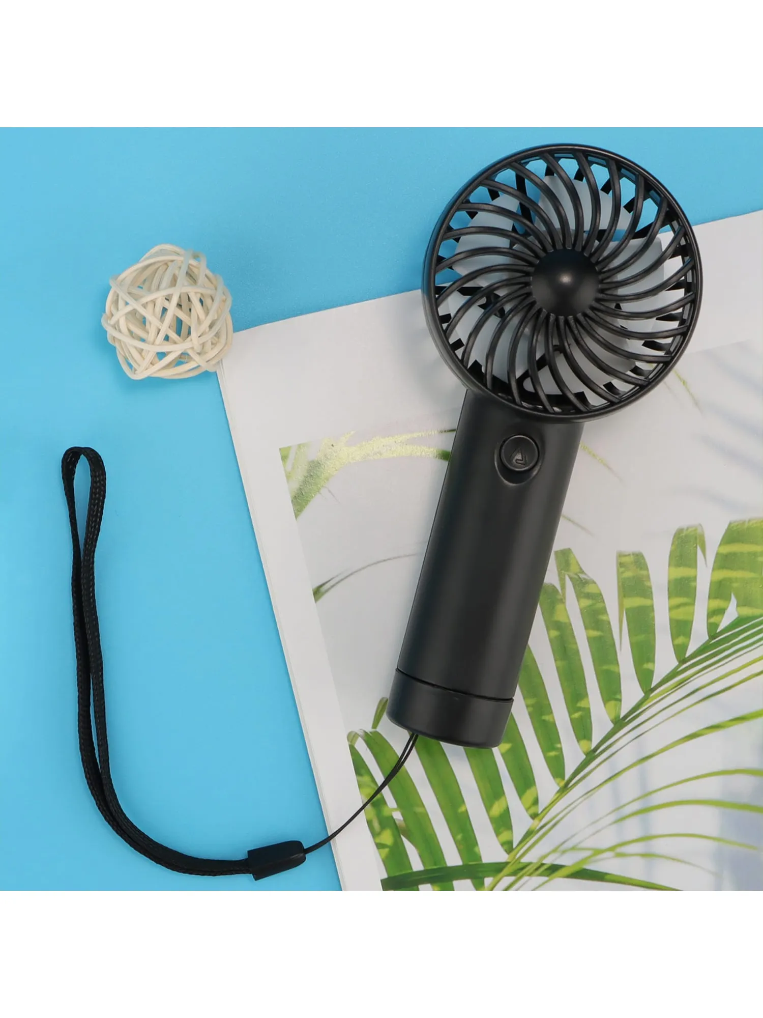 Portable Handheld Fan, 3 Speed Mini USB Fan, 500mAh Rechargeable Battery Fan, Beach Accessories, Small Personal Eyelash Fan For Women Makeup, Office, Outdoor, Summer