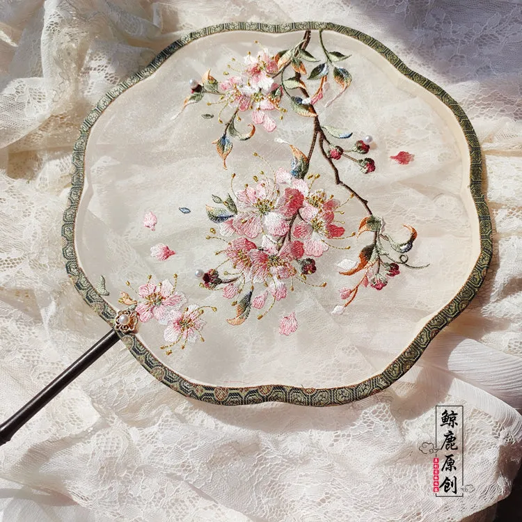 Ziwei Hua 紫薇花 Myrtle Flower Single-Sided Embroidered Tuanshan Round Fan