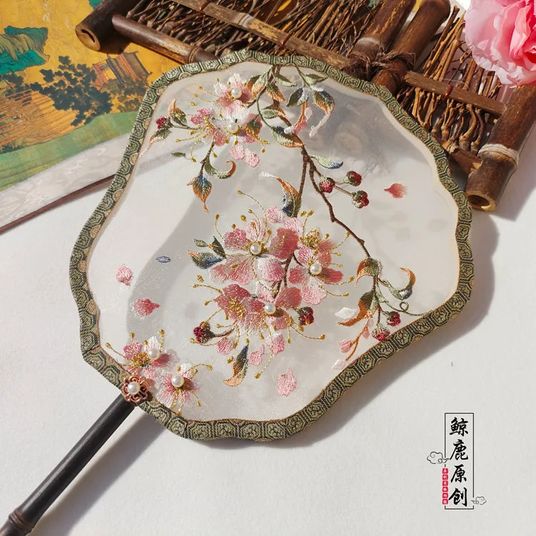 Ziwei Hua 紫薇花 Myrtle Flower Single-Sided Embroidered Tuanshan Round Fan